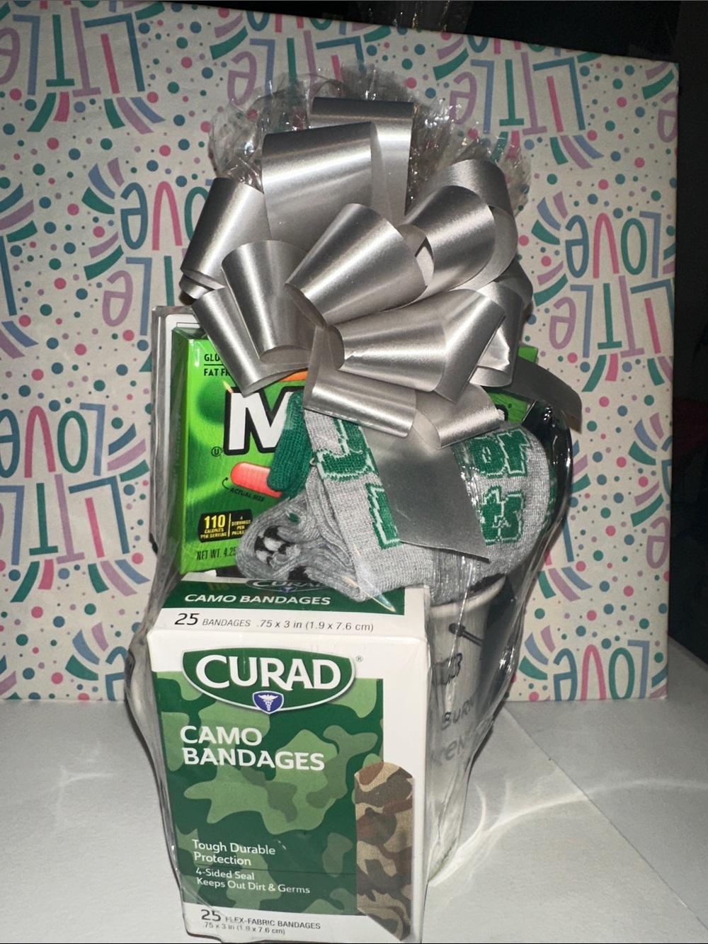 Camo Bandages Gift Set with Silver Decorative Bow - Green